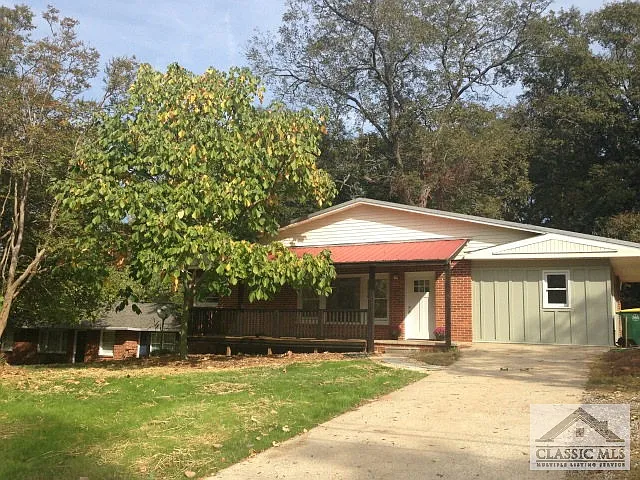 145 Glencrest Dr photo 1