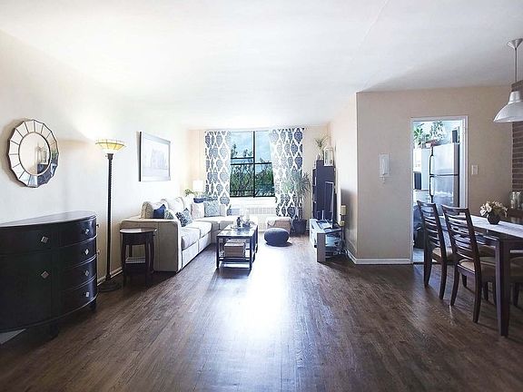 2nd image of 540 Ocean Pkwy APT 6L