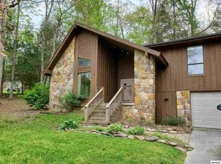 1510 Peach Tree St, Sevierville, TN 37862