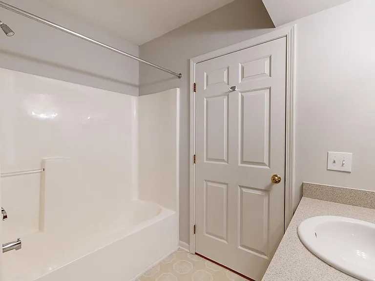 2771 S Knightsbridge Cir — Photo 18