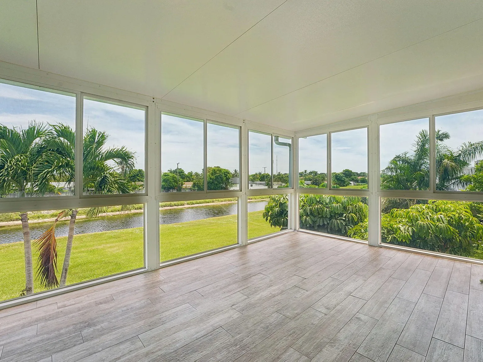 2 bed, 2.0 bath, 1167 sqft, $2,400 — Photo 1