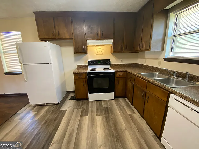 129 Tanglewood Dr #A & B — Photo 17