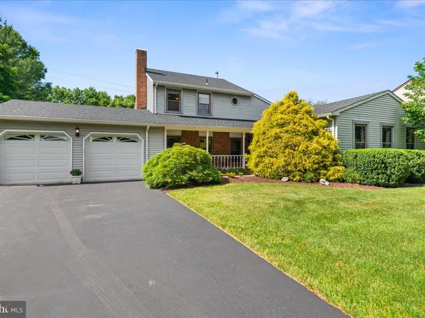 6 Auburn Pl, Princeton Junction, NJ 08550