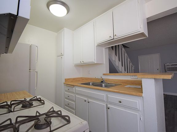 2nd image of 5652 Colfax Ave #17884129