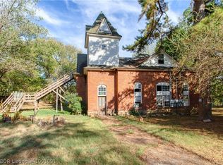28 S Hazel St, Hartford, AR 72938