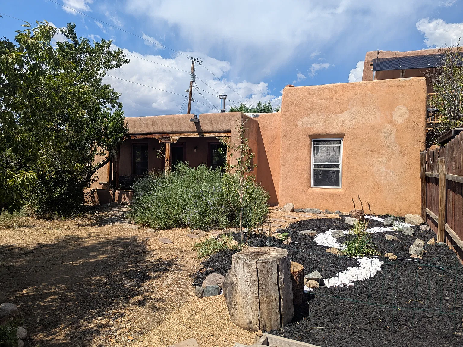 Zuni St, Taos — Photo 1