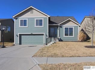 7906 S 190th Ave, Gretna, NE 68028