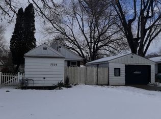 3226 8th St, Rockford, IL 61109