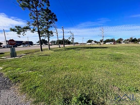 3rd image of 2124 S South Alex Plaisance Blvd