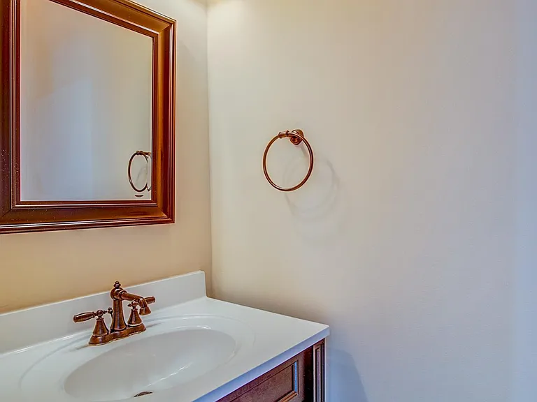 135 Dorothy Dr — Photo 14