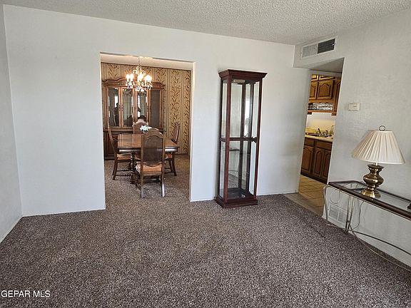 4th image of 7729 Broadway Dr