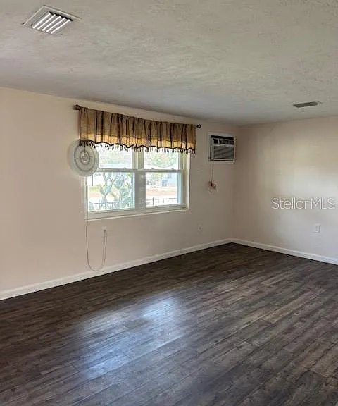 95 S Fillmore St — Photo 9