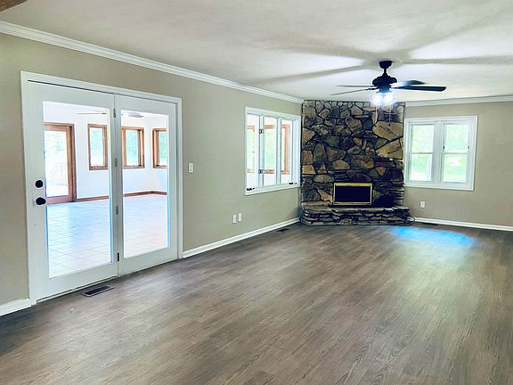 5th image of 6110 Penguin Dr