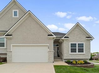 793 NE Algonquin St #A, Lees Summit, MO 64064