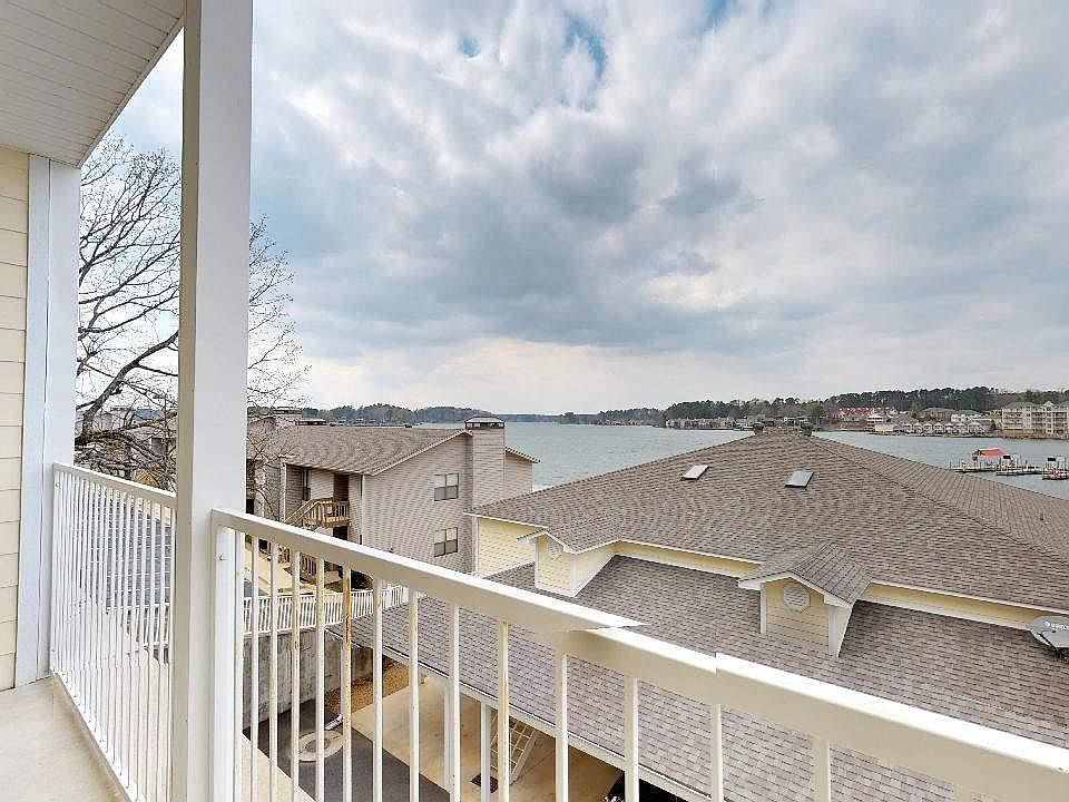 1st image of 112 Catalina Cir
