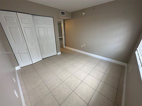 4th image of 5005 Wiles Rd APT 104