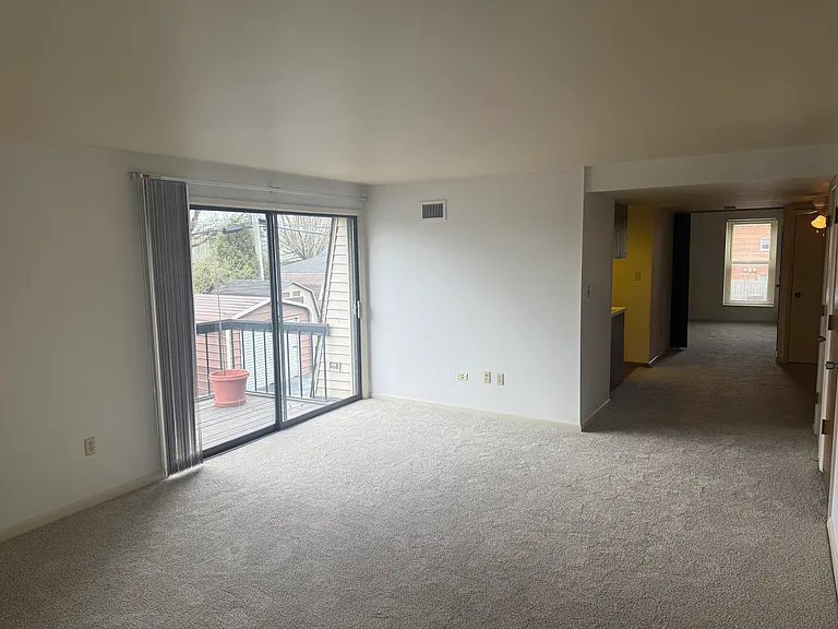 2918 San Rae Dr #11 — Photo 9