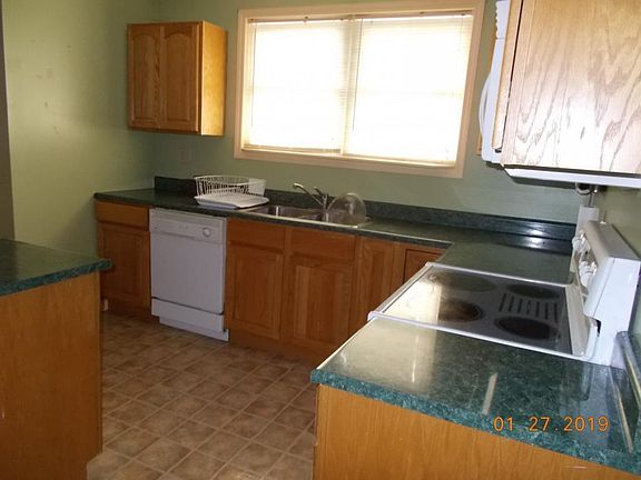 3rd image of 2522 4th Ave E