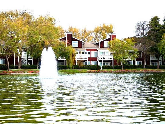 2nd image of 171 Marina Lakes Dr