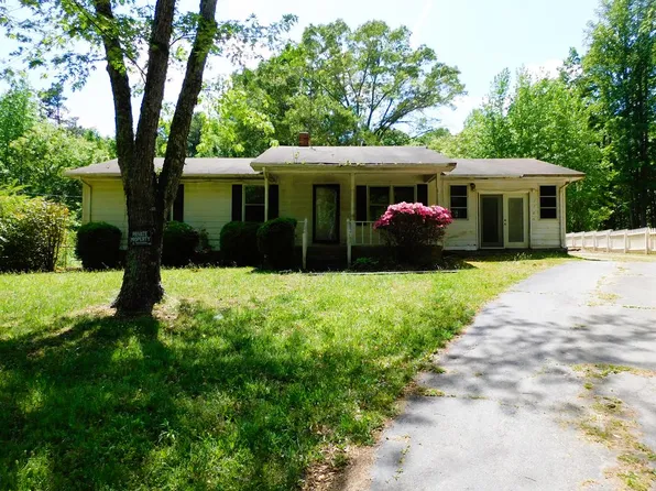 1180 Dryburg Rd, Scottsburg, VA 24589