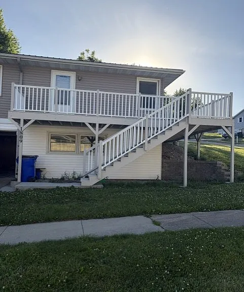 1809 Garry Ave NW — Photo 2