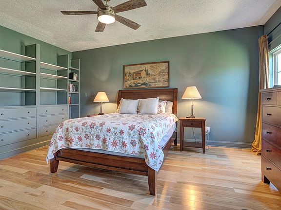 5th image of 4980 Long Shop Rd