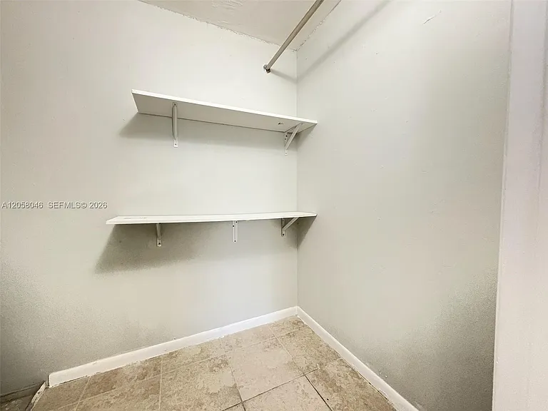 95 NE 41st St #I144 — Photo 5