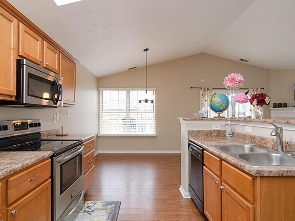 5th image of 4307 Guion Lakes Blvd
