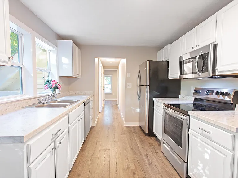 19 Prospect St #2 — Photo 10