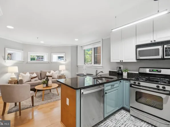1740 18th St NW APT T2, Washington, DC 20009