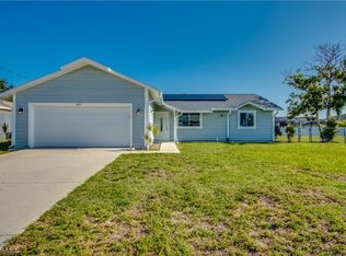 407 NE 20th St, Cape Coral, FL 33909