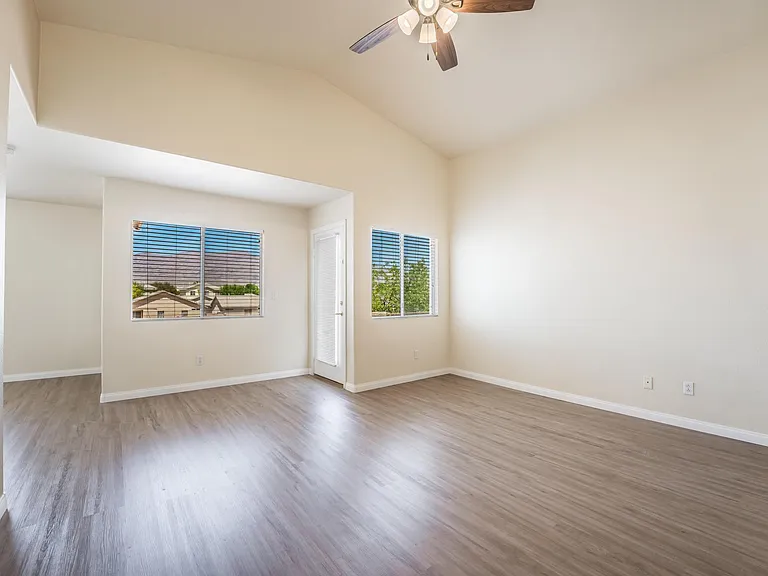 4828 Whisper Lake Ave — Photo 21