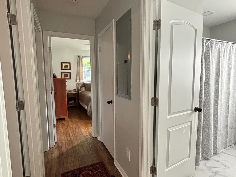 380 Ruth St — Photo 9