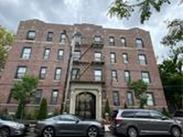 2738 East 19th Street image 1 of 10