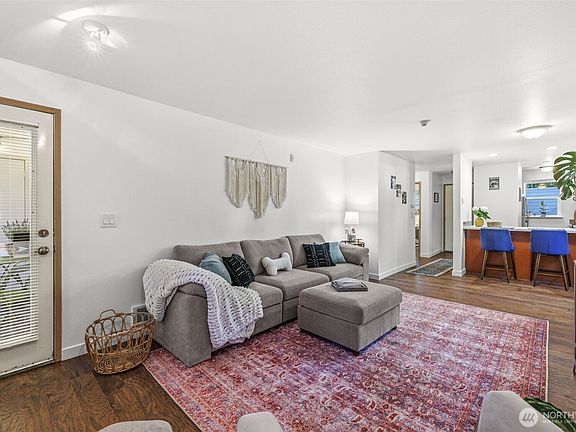 4th image of 20824 70th Avenue W #1