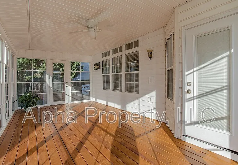 120 Windsong Dr — Photo 24