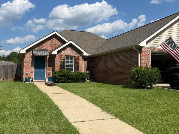 623 Lexington Dr, Florence, MS 39073