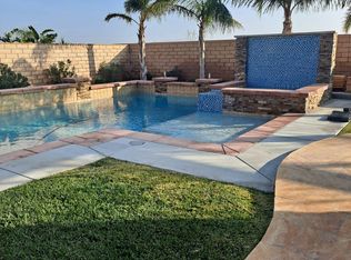 15013 Sagegrove Ln, Fontana, CA 92336