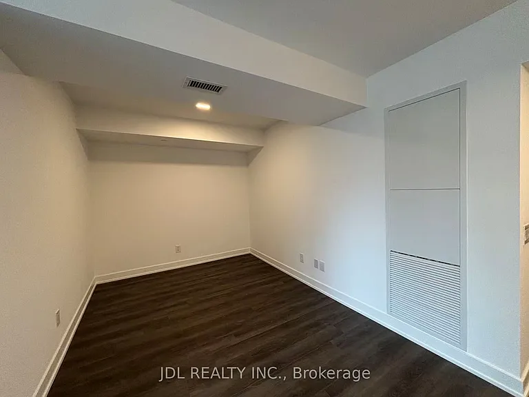 609 Sherbourne St #1611 — Photo 6