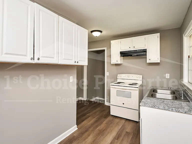 5808 Avenue O — Photo 11