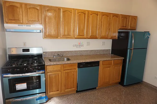 Rented by Citi Nest Group LLC | media 35