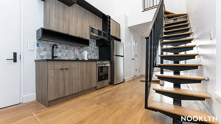 Rented by Nooklyn NYC LLC | media 28