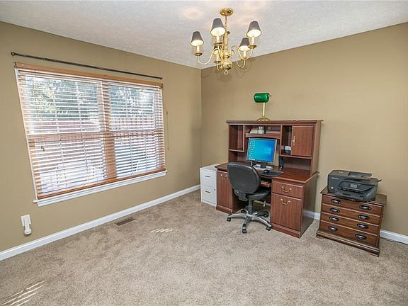 5th image of 1886 Hamden Ln
