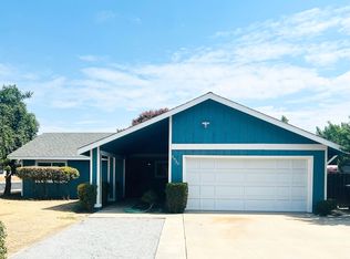 2936 N Dayton Ct, Visalia, CA 93291