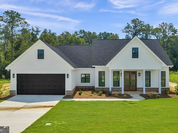 624 Ellie Cir, Dublin, GA 31021