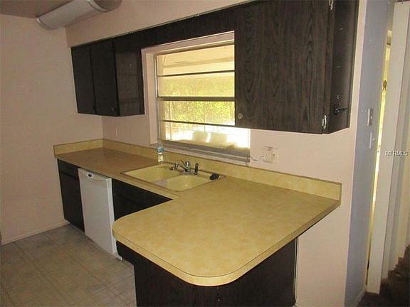 2nd image of 1221 Avalon Blvd