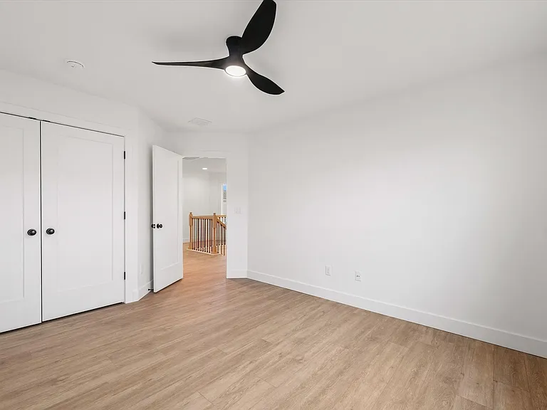 3708 Lighthouse Pointe — Photo 24