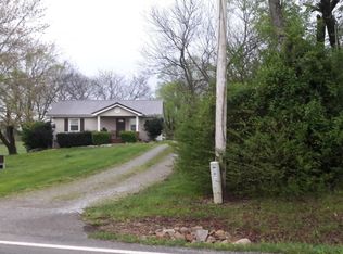 4617 Barren Plains Rd, Springfield, TN 37172