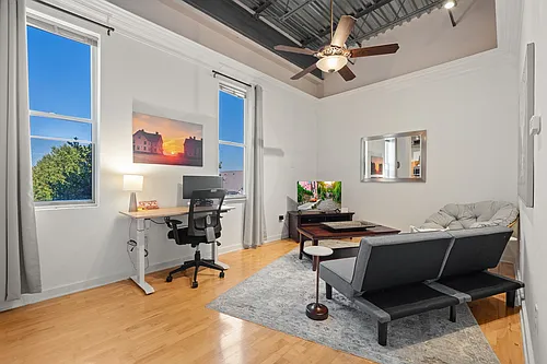 700 Market St #214 Photo 1