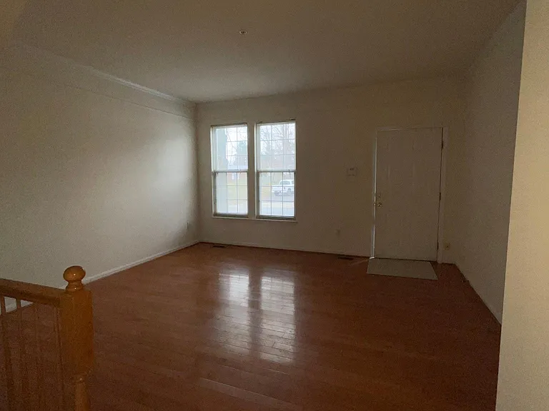 3208 Stanford St — Photo 10